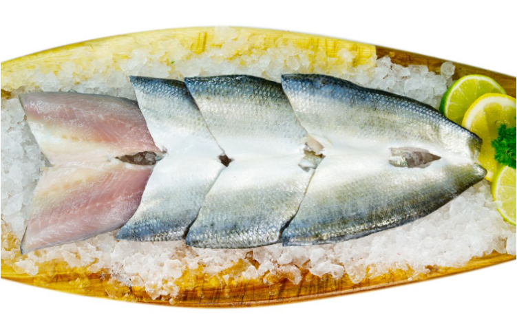 Coorong Mullet fillets on a bed of ice with lemon slices in the background